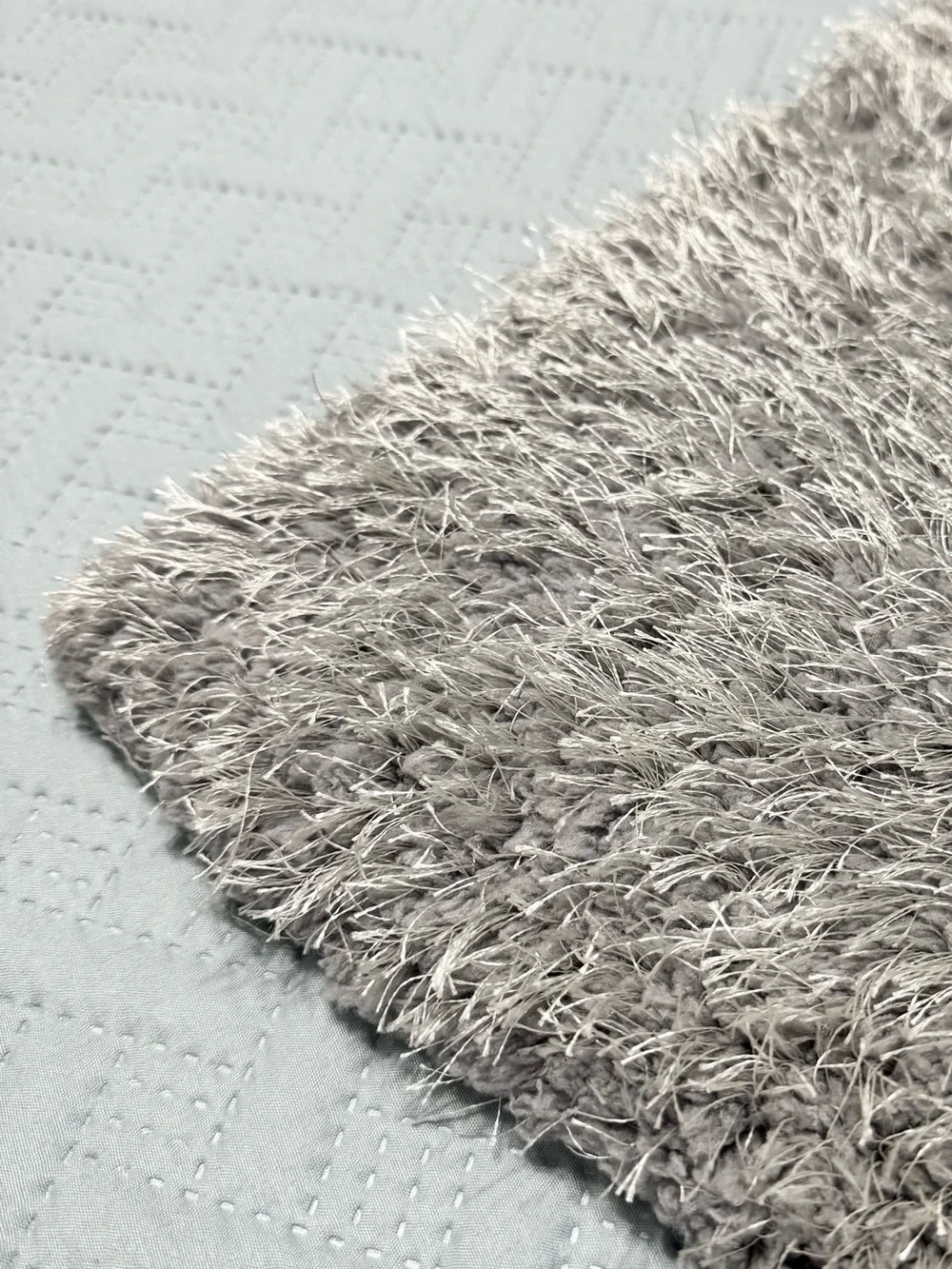Nedia Home Shag Bath Runner Rug Non-Skid Microfiber Light Gray 19.5 x 50 NWT